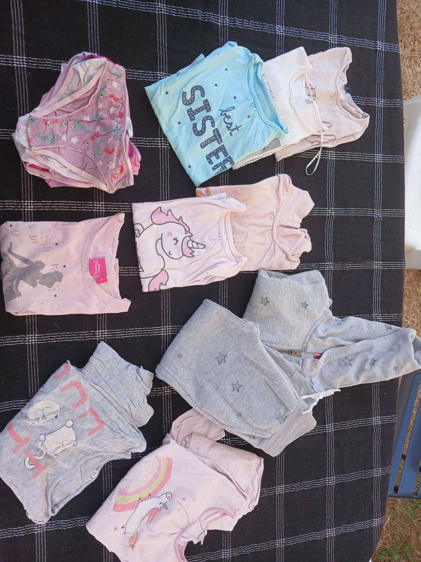 Lot vêtements filles